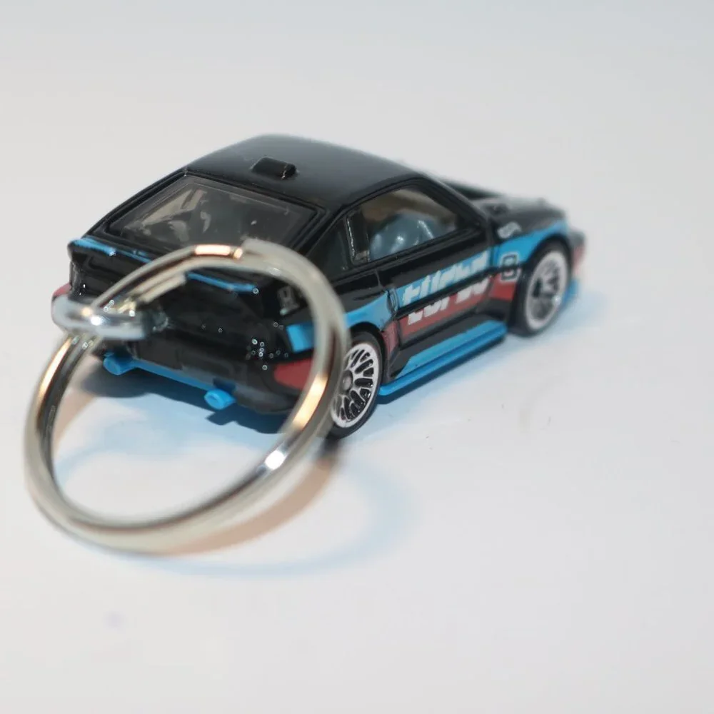 Hot Wheels Speed Graphics 1985 Honda CUSTOM keychain